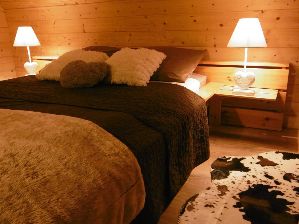 Gite Au Coeur Du Chalet En Belledonne Vers Prapoutel Les 7 Laux Sainte-Agnès Kamer foto